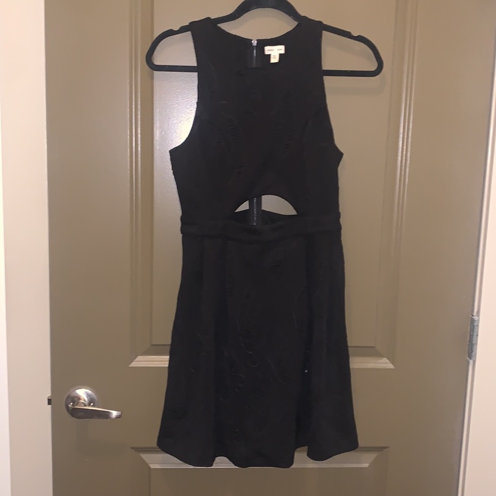 UO Silence and Noise size SM tiger print little black dress w/cutout, worn once